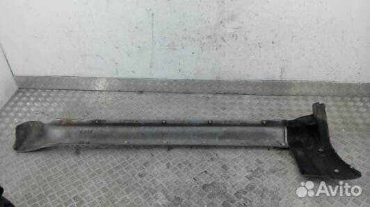 Накладка на порог mitsubishi pajero 3 (84K07GZ01)