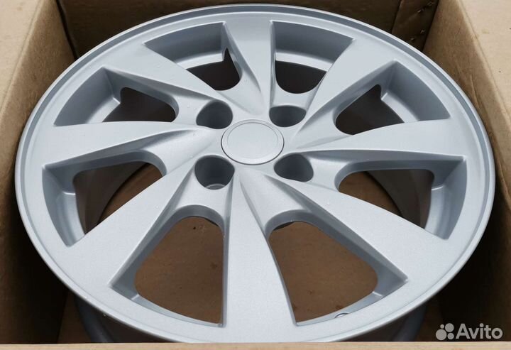 Silver Edition R15 новые