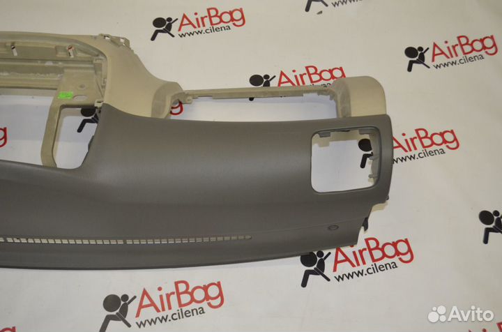 Торпедо Toyota 100 (правый руль)