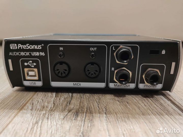 Зв. карта presonus audiobox USB + наушники hd7