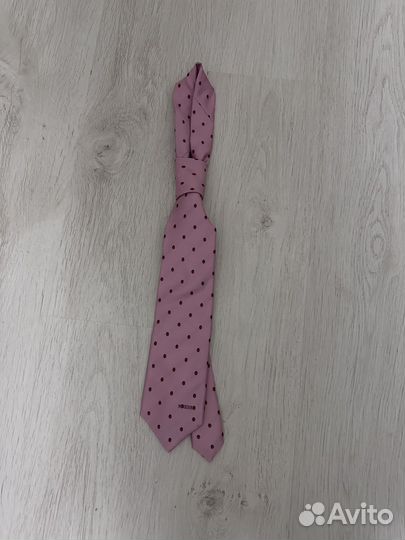 Новый галстук Moschino