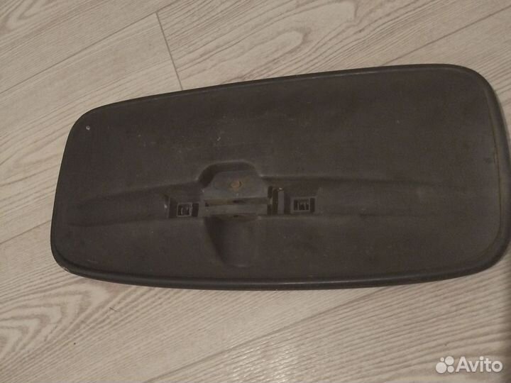 Зеркала на маз