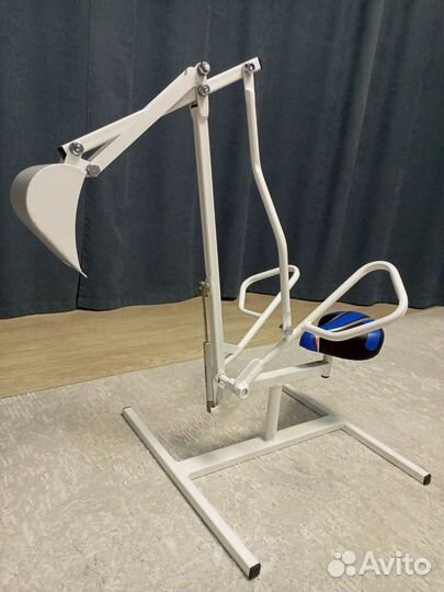 Детский экскаватор для песочницы