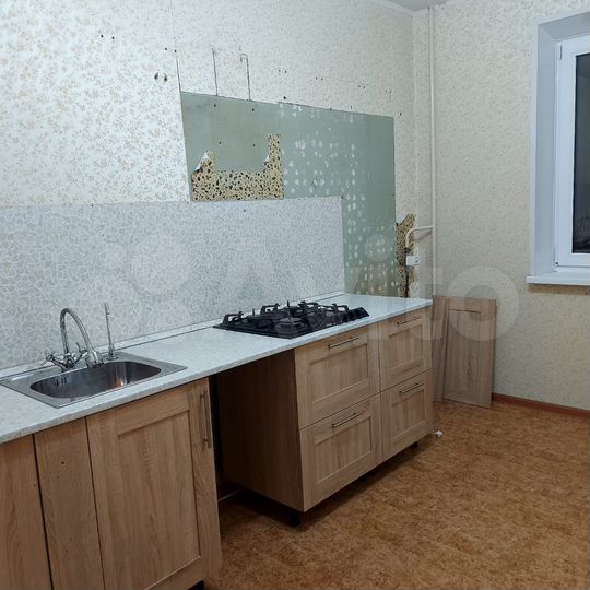 3-к. квартира, 67 м², 3/9 эт.