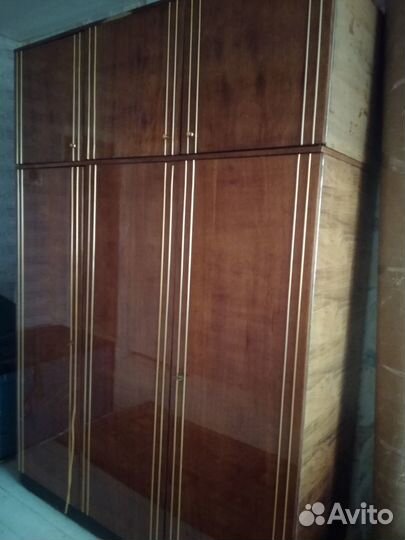 Шкаф трехстворчатый бу
