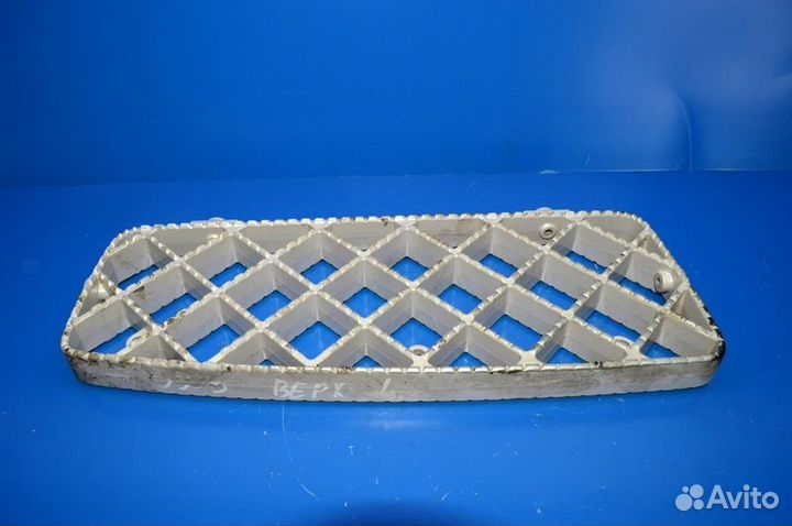 Ступенька подножки, верхняя, левая scania R-series