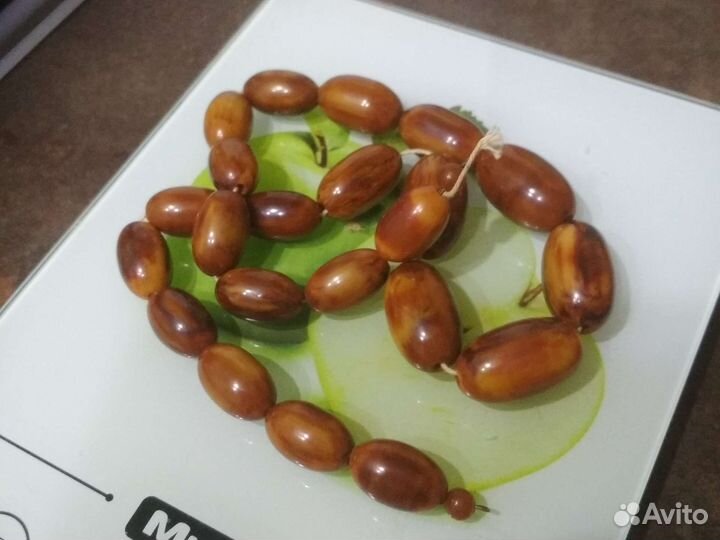 Бусы бакелитовые