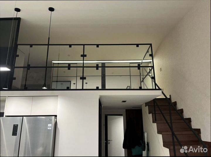 Стеклянные перила для лестниц