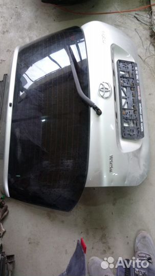 Крышка багажника Тойота Королла Е120 хетчбэк