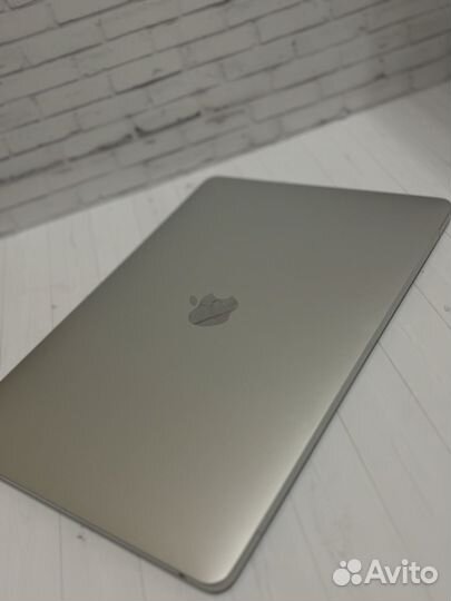 Macbook pro 13 2016