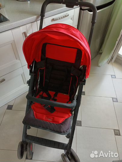 Прогулочная коляска