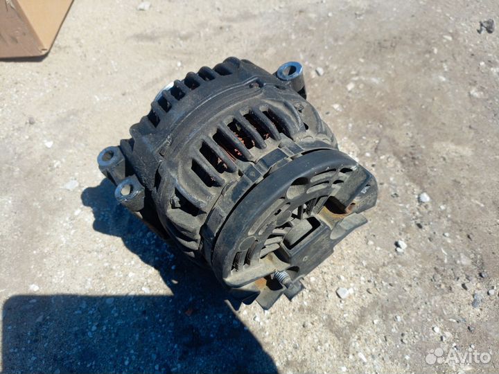 Генератор Рено logan 1