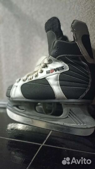 Коньки хоккейные 39 размер
