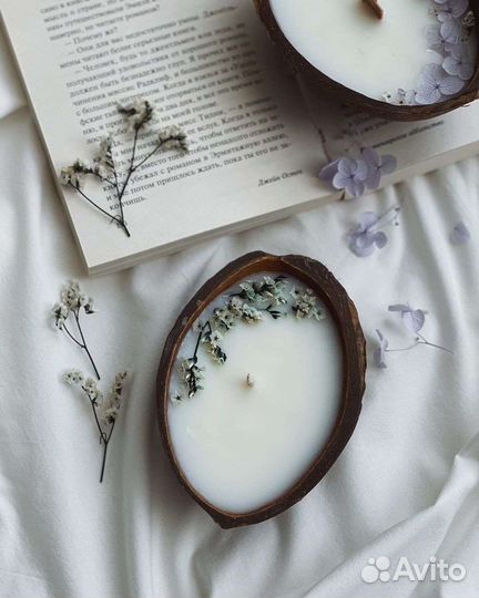 Свеча в кокосе