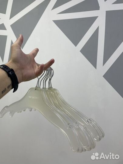 Вешалка для одежды