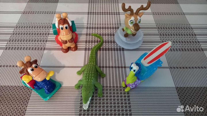 Макси Киндер сюрприз