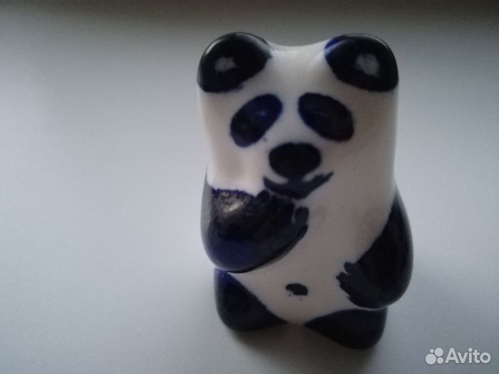 Фигурка панды