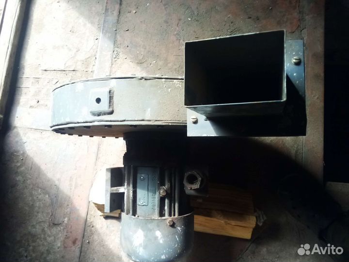 Электродвигатель 380 - 2 шт