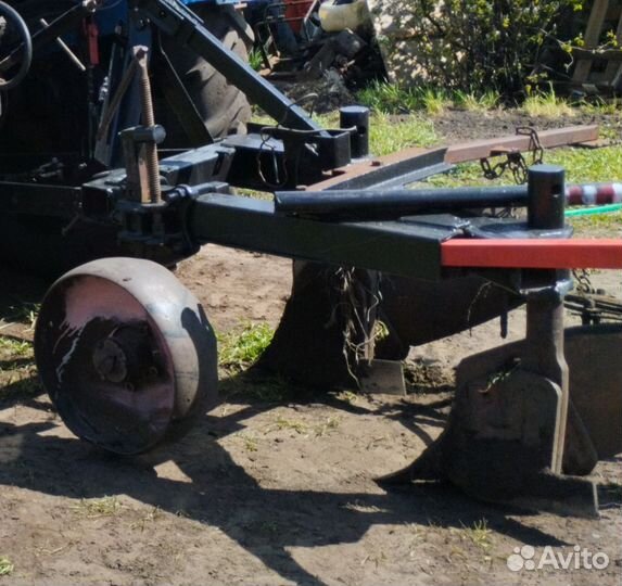 Плуг двухкорпусный с бороной