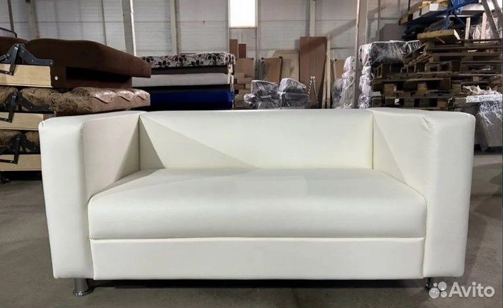 Диван офисный Клиппан новый кожзам белый