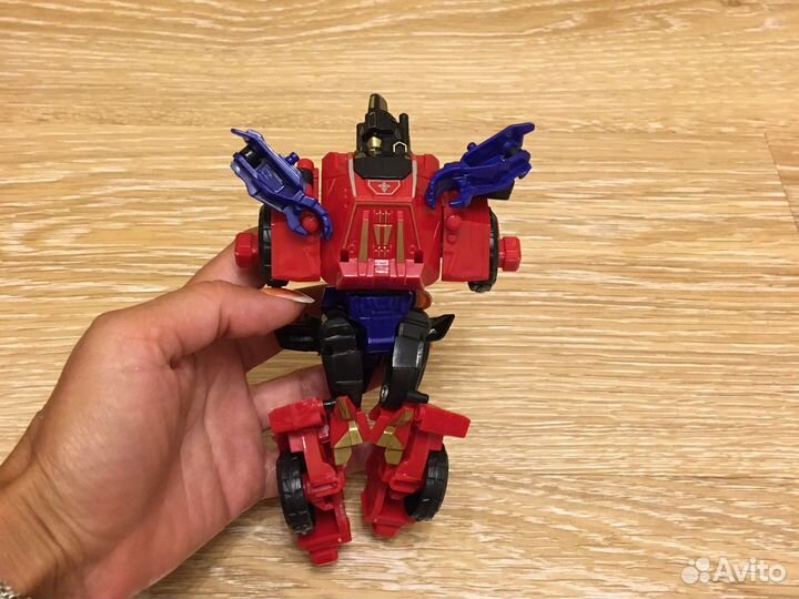 Трансформеры, hasbo,бейдблейды оригинал