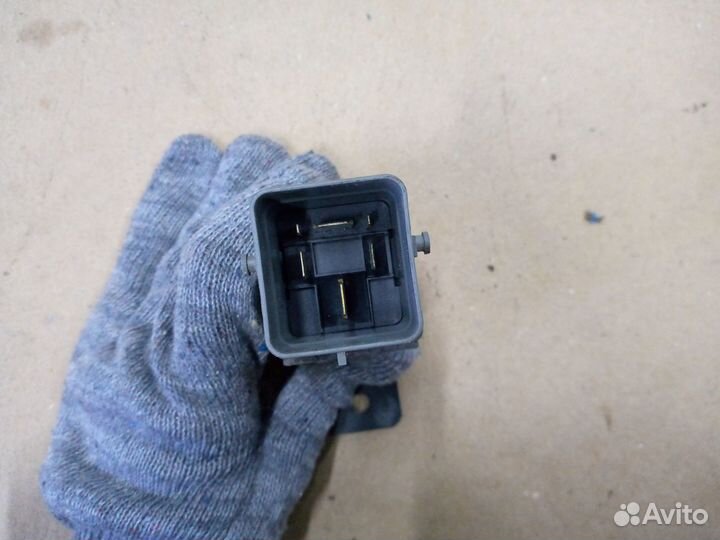 Реле свечей накаливания D4HB Kia Sorento Prime 3