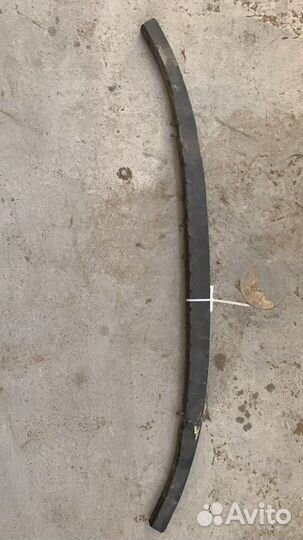 Усилитель переднего бампера (низ) passat b6