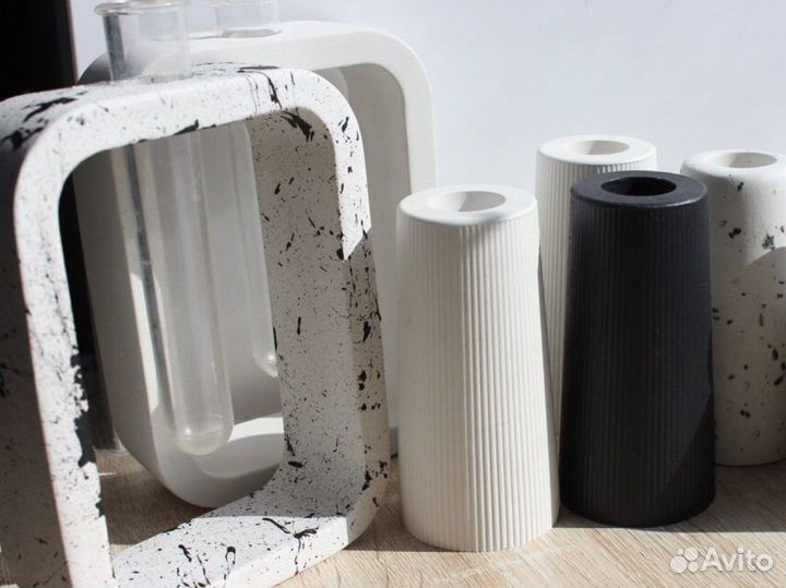 Вазы разные / изделия из гипса