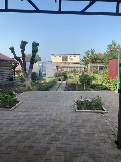 Дом 180 м² на участке 10 сот.