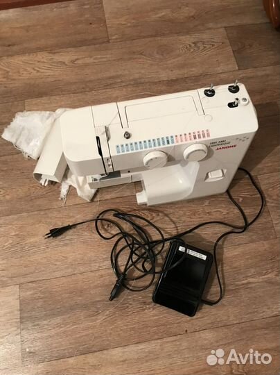 Швейная машина Pfaff
