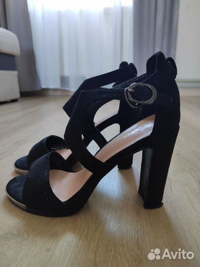 Босоножки женские 39 размер ecco