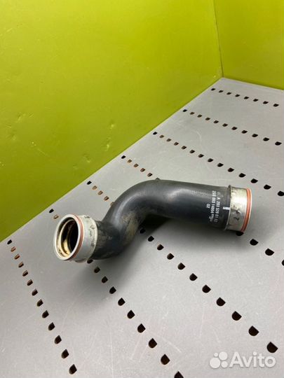 Патрубок интеркулера Mercedes-Benz C-Class W203