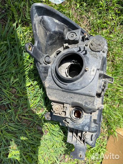 Фары передние на mitsubishi lancer 9