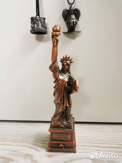 Статуэтки из разных стран