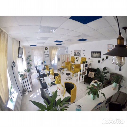 Администратор в студию красоты