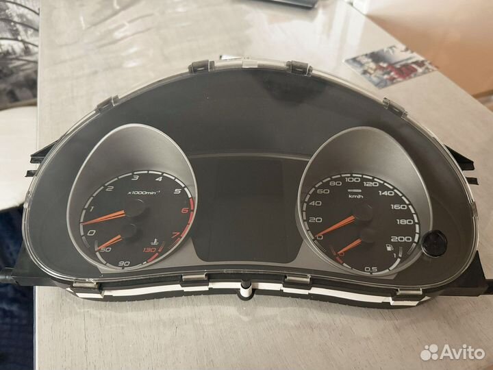 Приборная панель priora