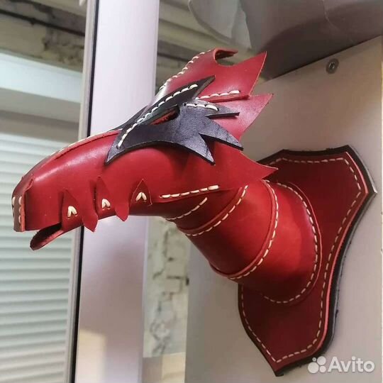 Дракон из натуральной кожи