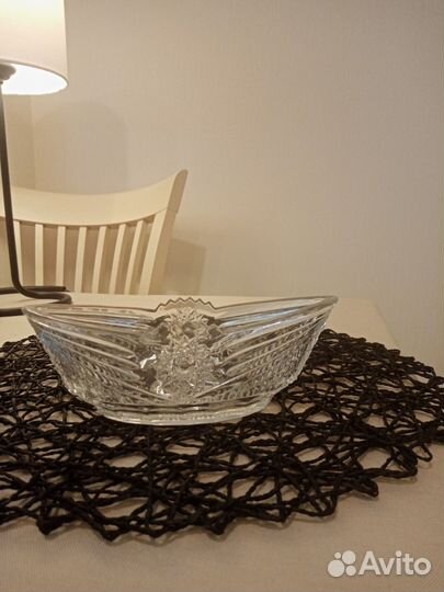 Хрустальная ваза