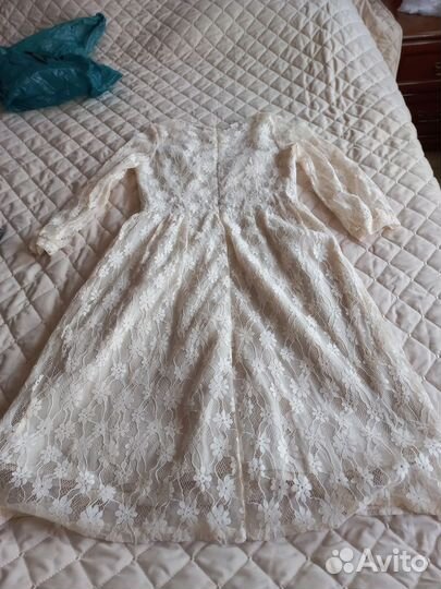 Платье кружевное