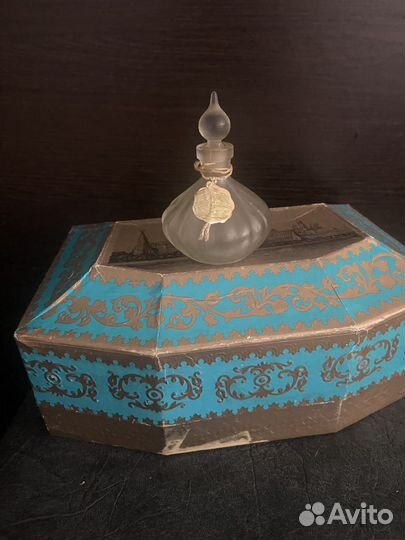 Голубой ларец флакон