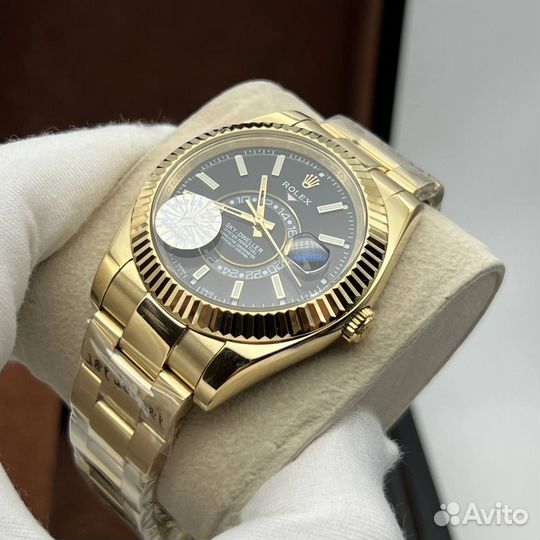 Часы Rolex Sky-Dweller