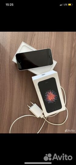 iPhone SE, 32 ГБ