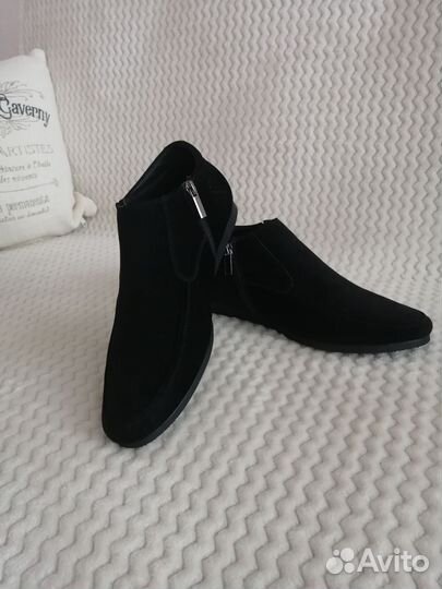 Туфли мужские 41 размер новые замшевые