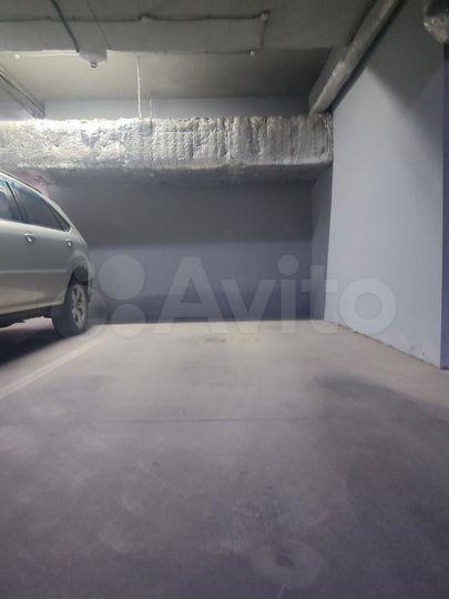 Машиноместо, 18 м²