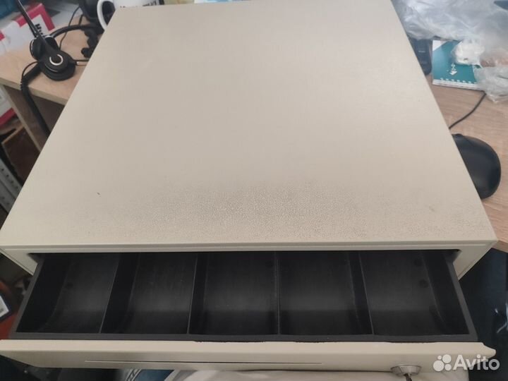 Денежный ящик