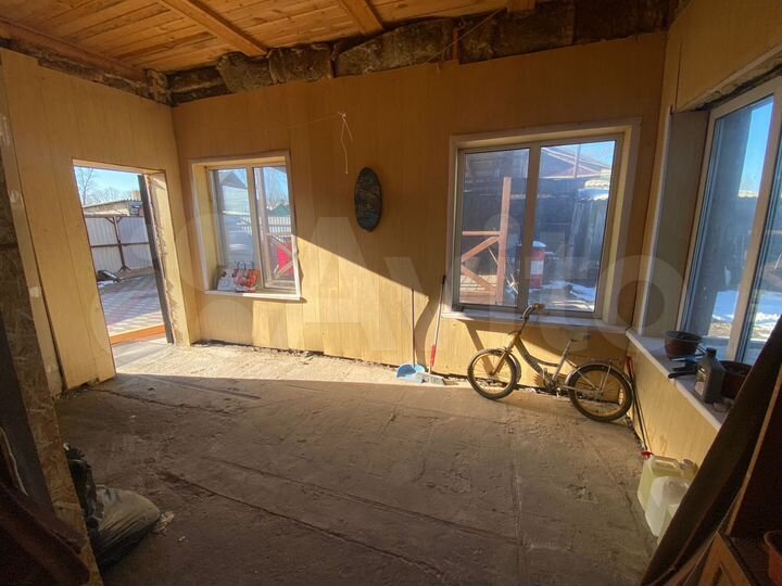 Дом 24,2 м² на участке 5 сот.