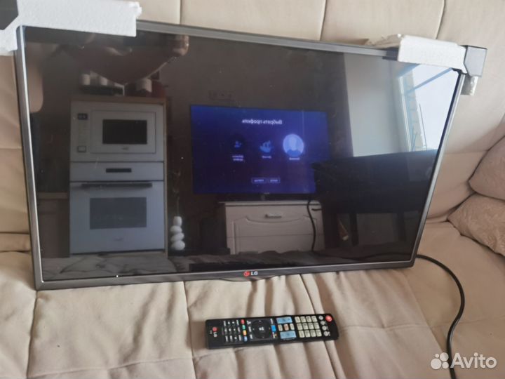 Телевизор SMART tv 32 бу