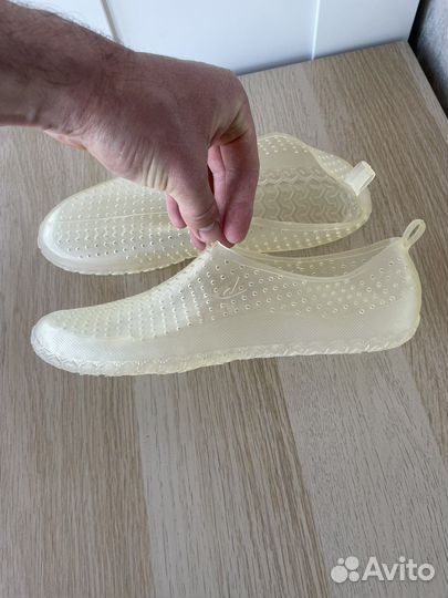 Коралловые тапочки р 42