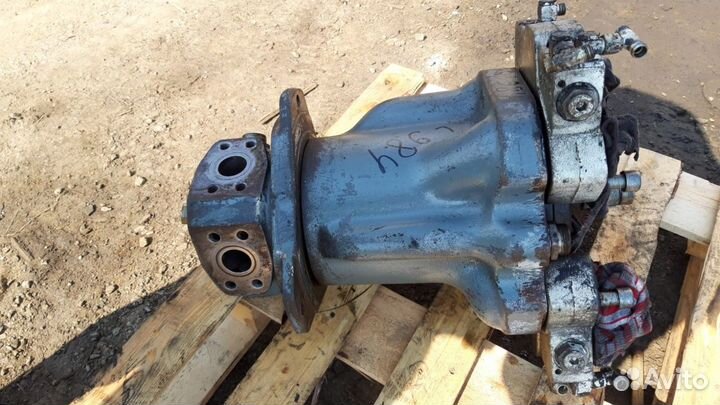 Центральный коллектор на экскаватор Liebherr R984C