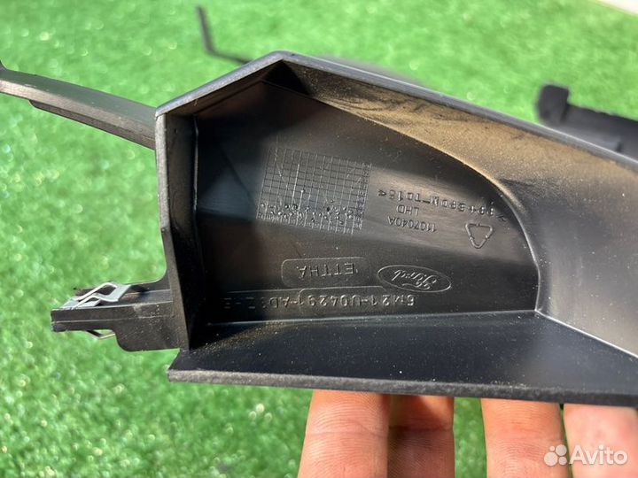 Кожух подрулевой Ford Galaxy aowa 2008